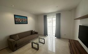 Bright 1 Bedroom Apartment In Noah Apartments, Gzira